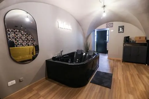 Loft Ateneo Bari 0*,  Italy