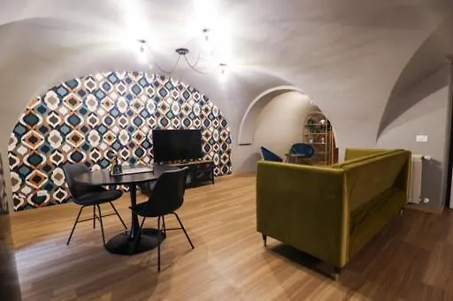 Loft Ateneo Bari 0*,
